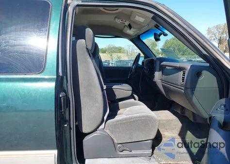 2003 Chevrolet Silverado 1500 Ls из США, поврежденный, VIN 2GCEK19T331316925